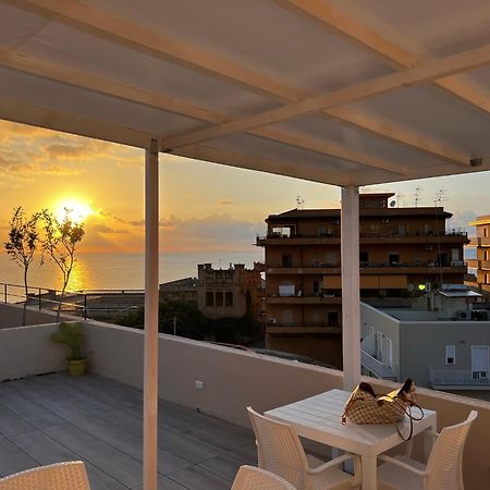 Bed and Breakfast La Piazza Beb Тропеа Екстер'єр фото