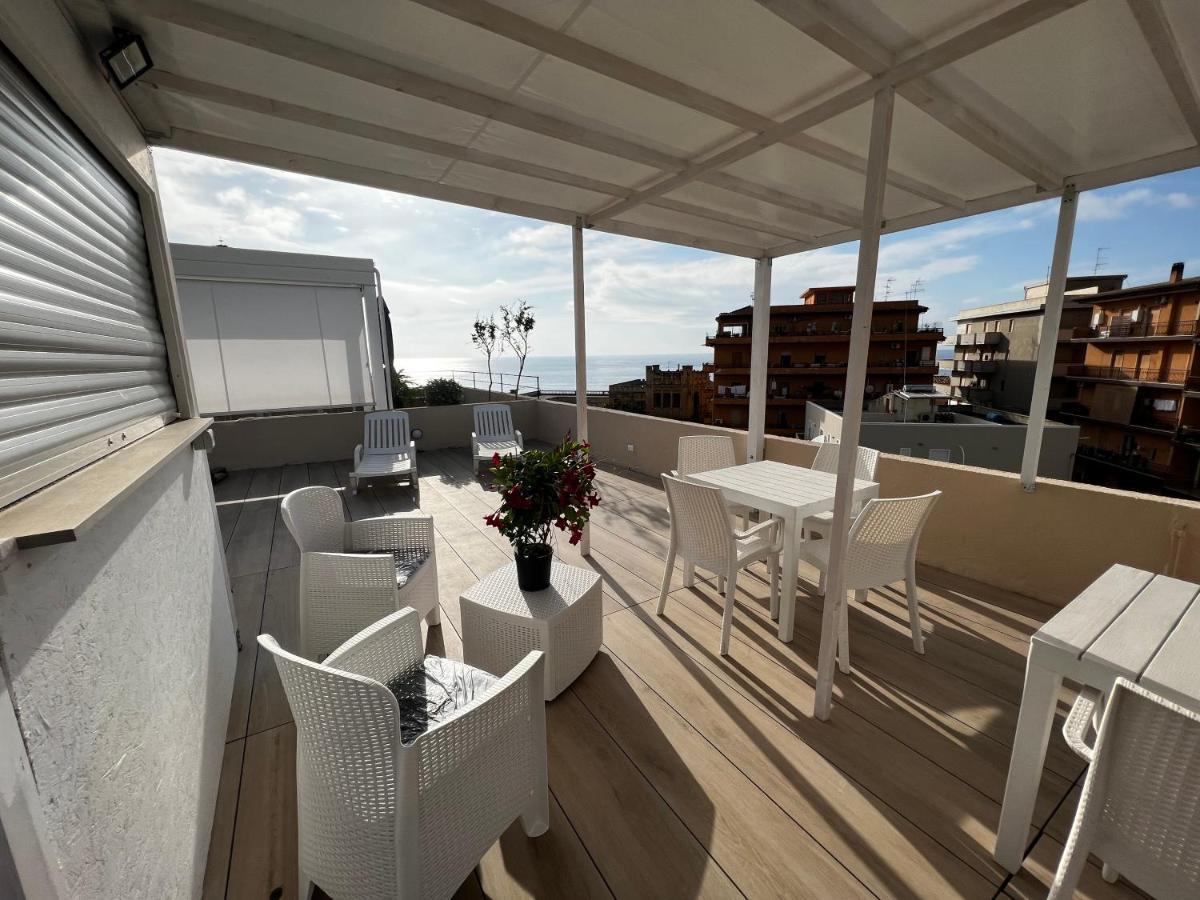 Bed and Breakfast La Piazza Beb Тропеа Екстер'єр фото