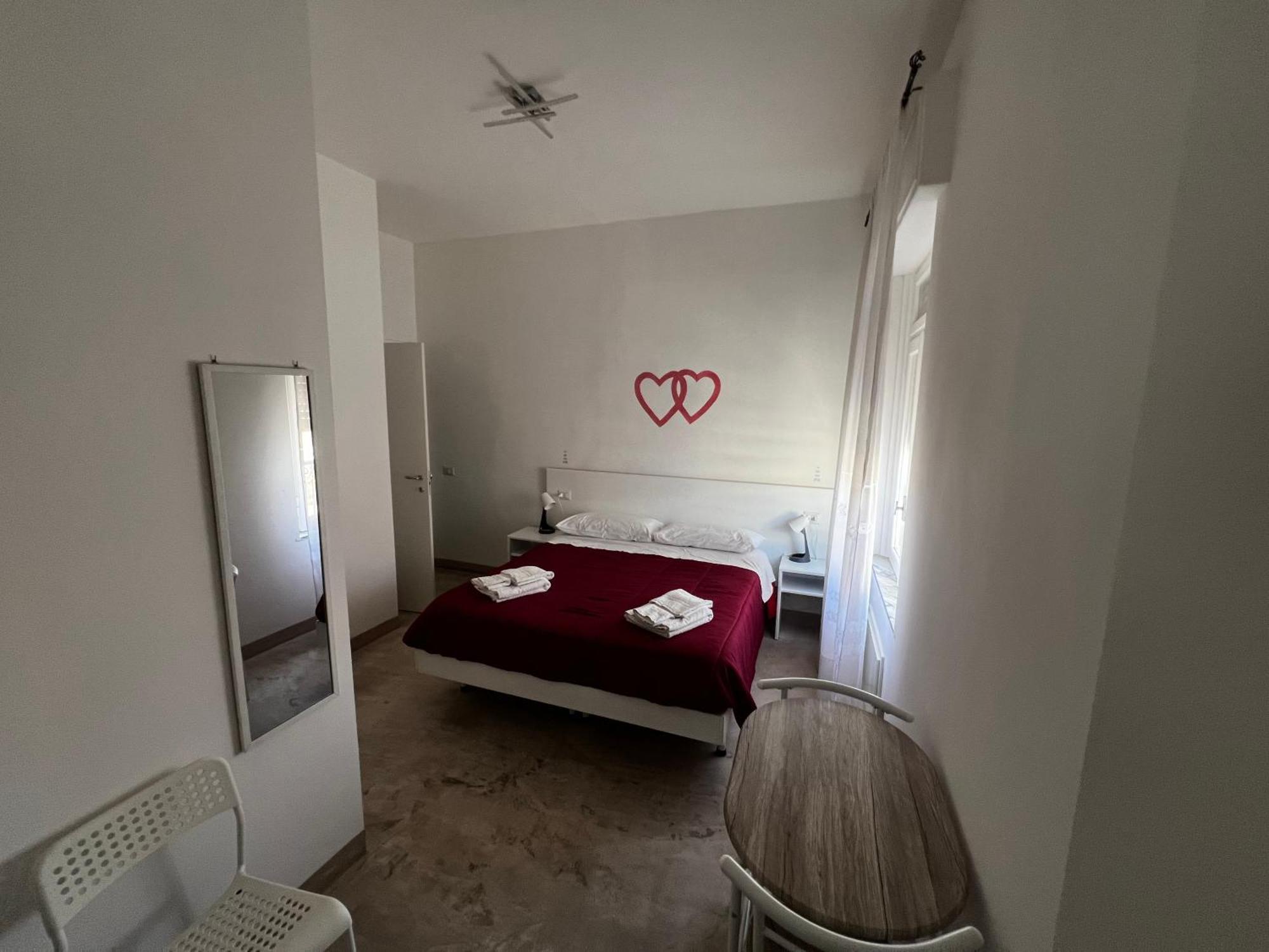 Bed and Breakfast La Piazza Beb Тропеа Екстер'єр фото