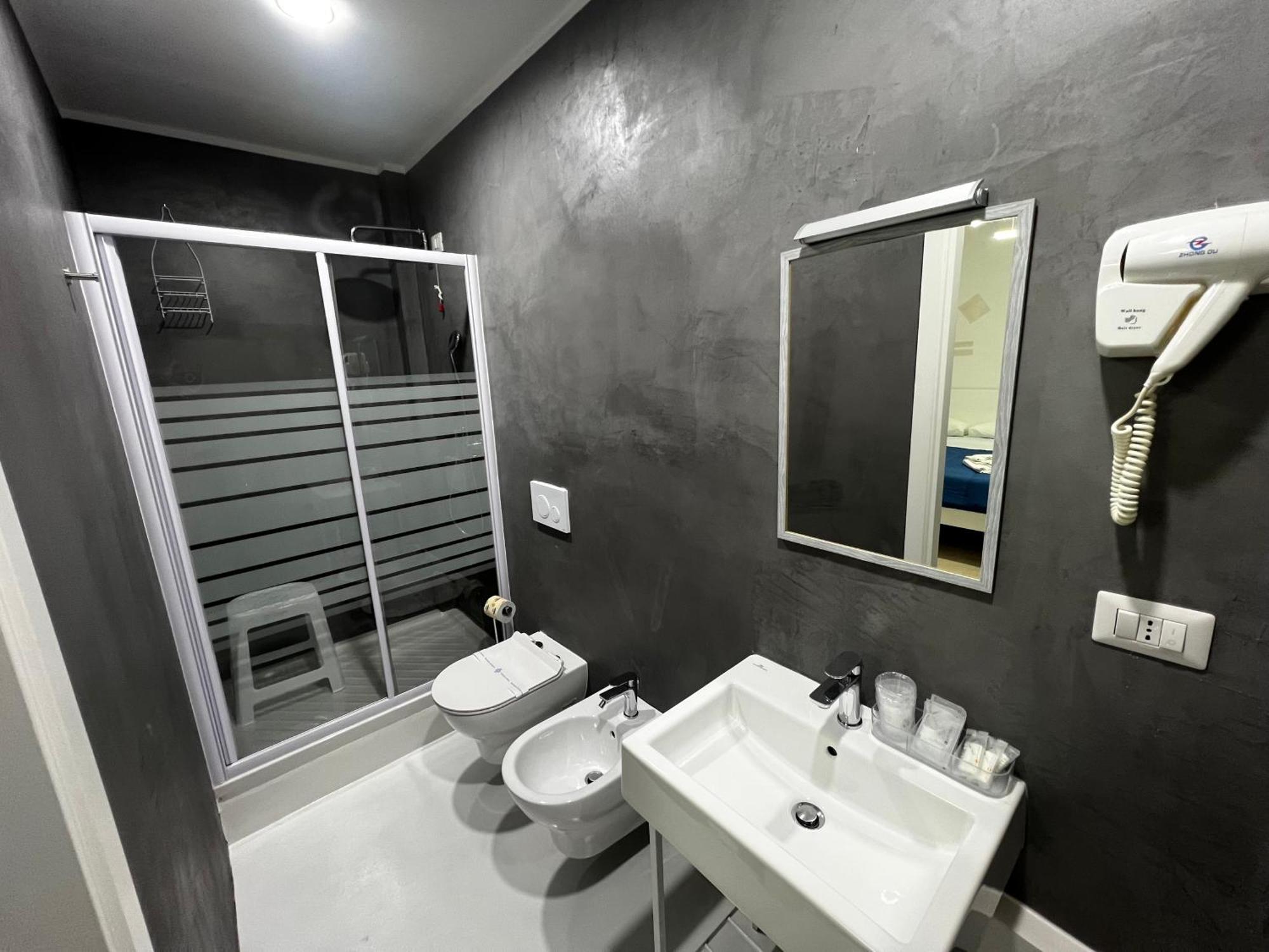 Bed and Breakfast La Piazza Beb Тропеа Екстер'єр фото